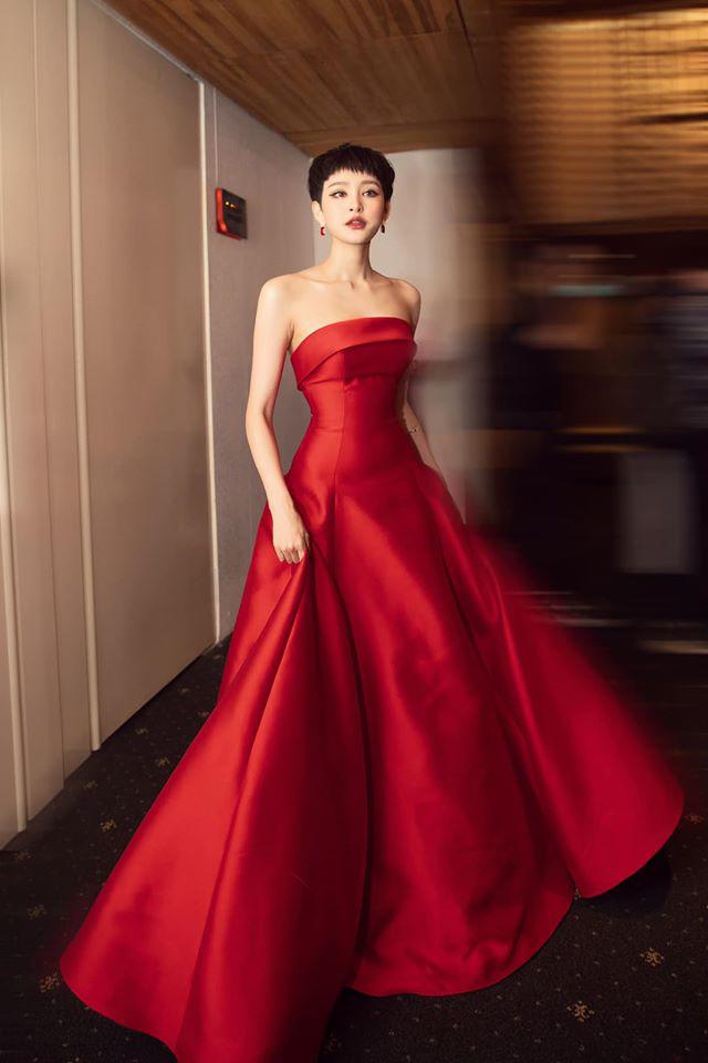 Váy áo xinh yêu giá rẻ của tín đồ Zara Hiền Hồ - Phong cách sao - Việt Giải  Trí