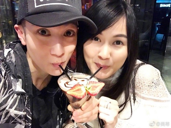 Khoe ảnh thời thanh niên, người đàn ông từng amp;#34;giấu vợ như giấu vàngamp;#34; công bố chuyện hỷ - 4