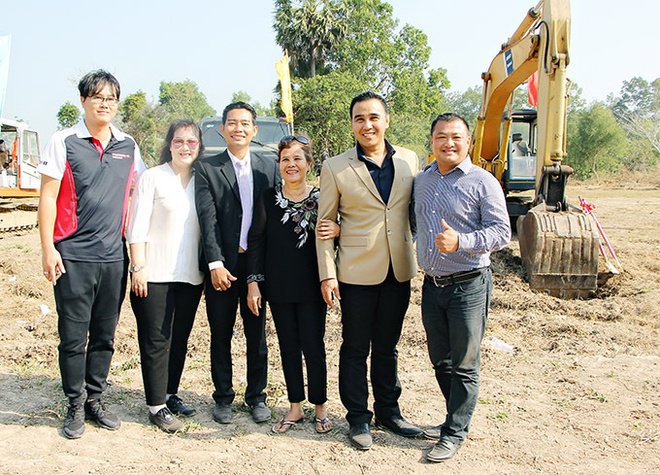 Cơ ngơi hàng nghìn m2: Ngọc Sơn chưa là gì so với mỹ nữ có vòng 3 lớn nhất Vbiz - 2