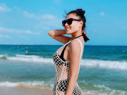 Bà bầu - Xa chồng, Thúy Diễm khoe vòng 3 bốc lửa sau sinh, Lương Thế Thành: "Sao tôi chịu nổi?"