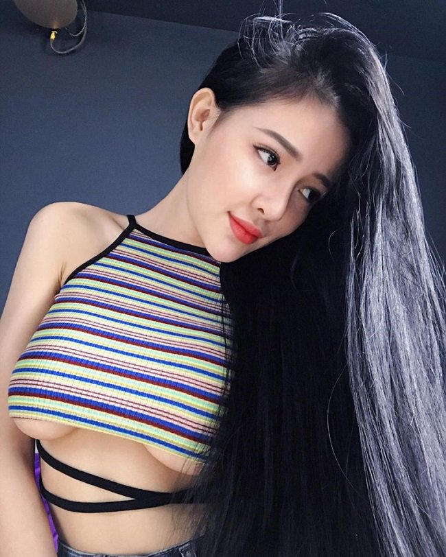 ben canh hoi "kin nhu bung" mua dich, loat my nhan viet chang ngan dien croptop mot gang tay - 15