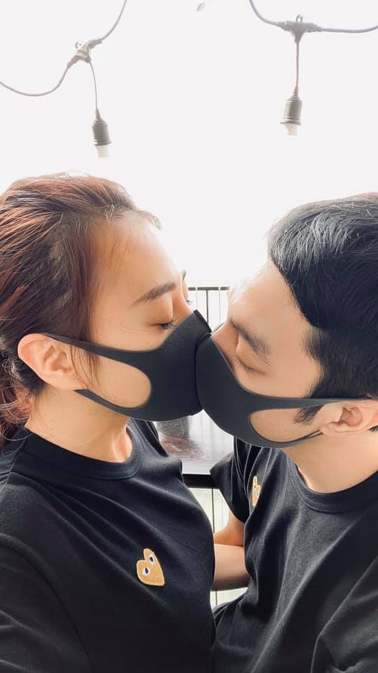 phuong oanh: "toi dang hanh phuc voi ban trai hon 2 tuoi nhung hon nhan van rat xa voi" - 8