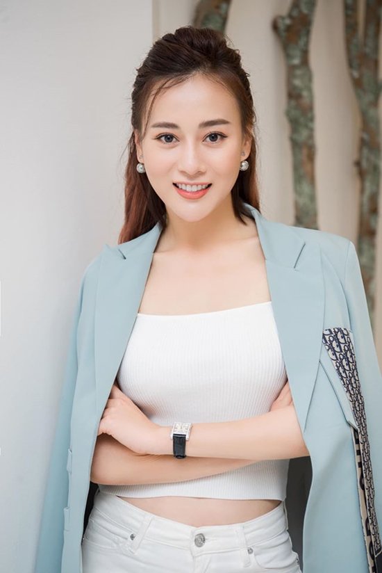 phuong oanh: "toi dang hanh phuc voi ban trai hon 2 tuoi nhung hon nhan van rat xa voi" - 11