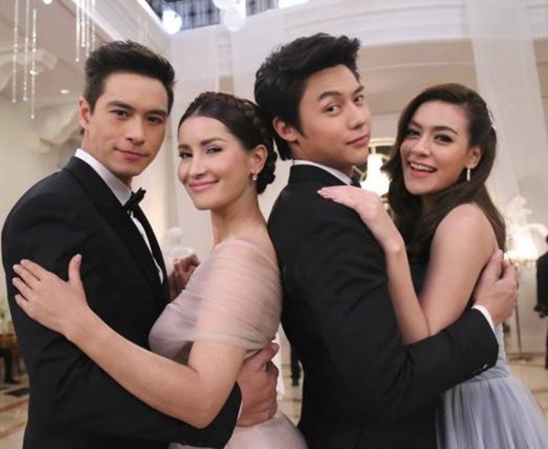 Bông hồng lai đẹp nhất đất Thái và chuyện tình bị ghét bỏ vì mang tiếng amp;#34;ăn cháo đá bátamp;#34; - 12