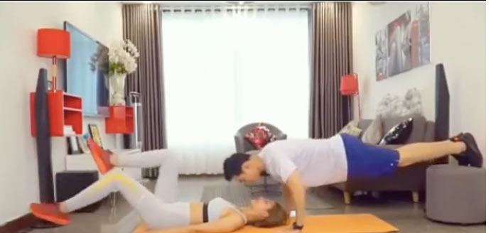 Mỹ nhân gốc Hải Phòng sau sinh vừa tập gym vừa được chồng hôn liên tục để giảm cân - 3