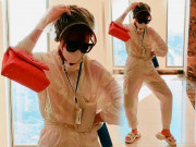 Thời trang - Hari Won khoe style ăn mặc diệt virus nhưng ít ai nhận ra món đồ hiệu đi cùng