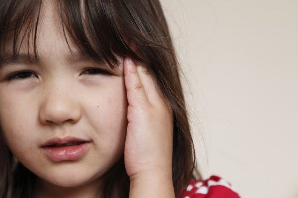 Triệu chứng quai bị ở trẻ em dễ nhận biết nhất - 1