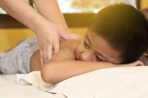 Cách hạ sốt cho trẻ bị viêm họng hiệu quả và an toàn nhất - 7