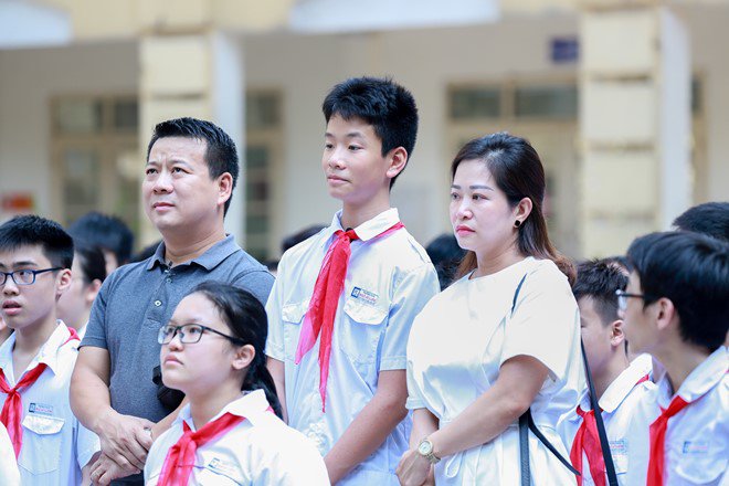 Chị em Nam Em - Nam Anh và 1977 Vlog bộc bạch áp lực sinh đôi khi bị so sánh - 5
