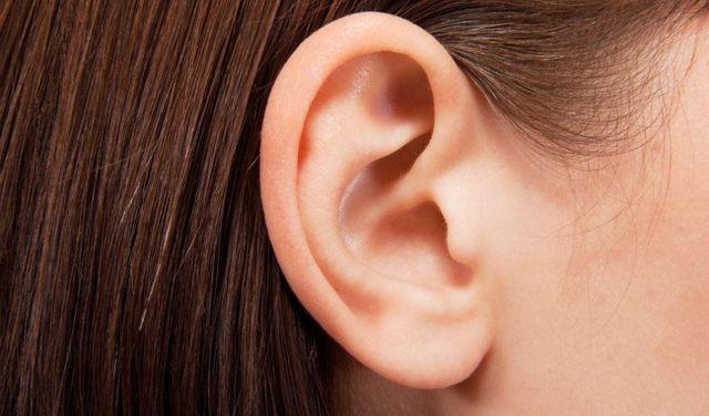 Nhìn màu sắc tai có thể nhận biết bệnh tiềm ẩn, đặc biệt nếu chuyển màu đen nên khám gấp - 1