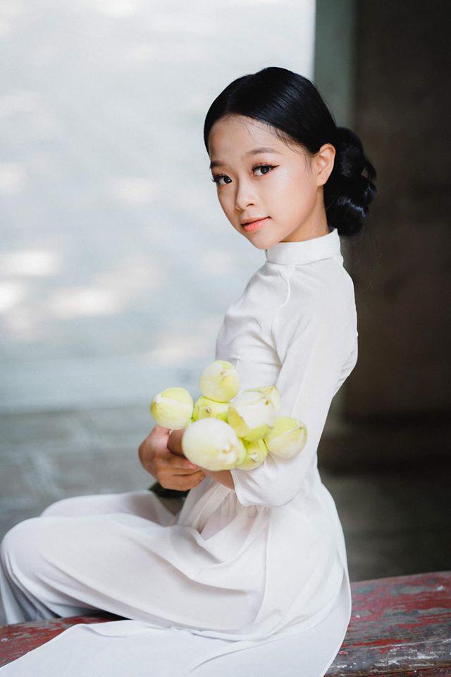 Bản sao H’hen Niê là siêu mẫu nhí đắt show nhất HN, tham gia nghệ thuật từ khi 3 tuổi - 13