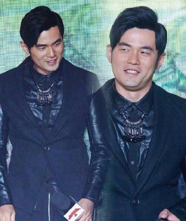 Ngôi sao 24/7: Ngoại tình với amp;#34;nàng thơ của Song Joong Kiamp;#34;, chồng trẻ cúi gập người xin lỗi vợ - 5