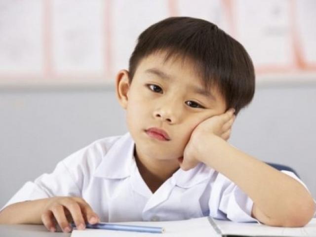 Nhưng dấu hiệu tưởng bình thường nhưng báo hiệu nhiều vấn đề tâm lý của trẻ