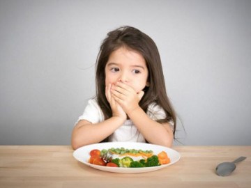 Trẻ biếng ăn: Nguyên nhân và các giải pháp giúp trẻ hết biếng ăn