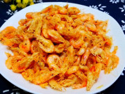 Bếp Eva - Khi chiên tôm, đừng cho vào chảo trực tiếp, thêm 2 bước nữa tôm ngon lại không tanh