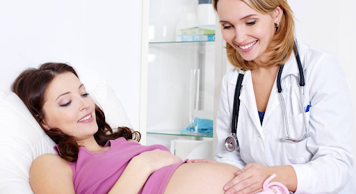 Ra máu khi mang thai 3 tháng đầu có ảnh hưởng gì đến thai nhi không?  - 6