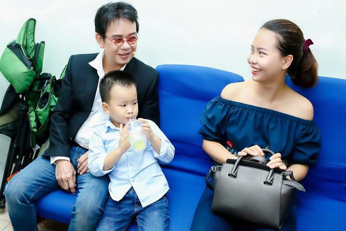 5 nghe si viet cuoi vo tre hon may chuc tuoi, khong ngai canh "cha gia nuoi con mon" - 1