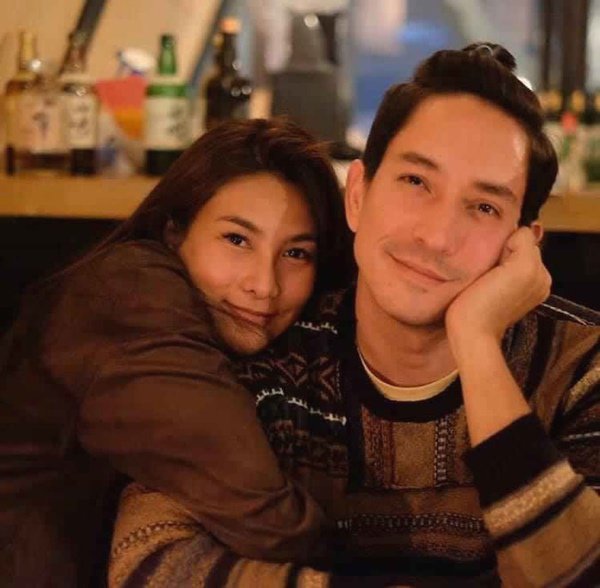 Sau khi bên nhau hơn 1 thập kỷ, tài tử lai Thái quyết lấy vợ giữa mùa dịch COVID-19 - 8