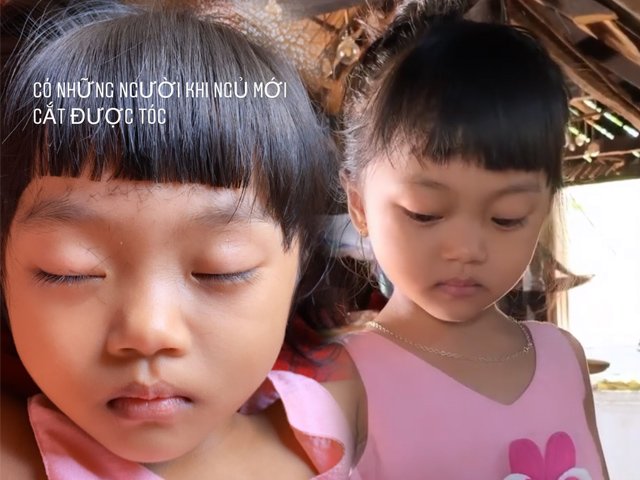 Canh cháu gái ngủ say, HHen Niê cắt tóc tạo kiểu nhưng cái kết không nói nên lời