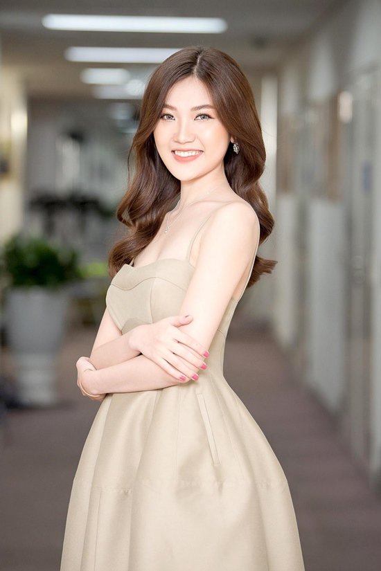 Nữ chính phim VTV giữa tâm dịch: Bạn gái Tiến Linh ế ẩm, Lan Phương vội địu con tìm chồng - 8