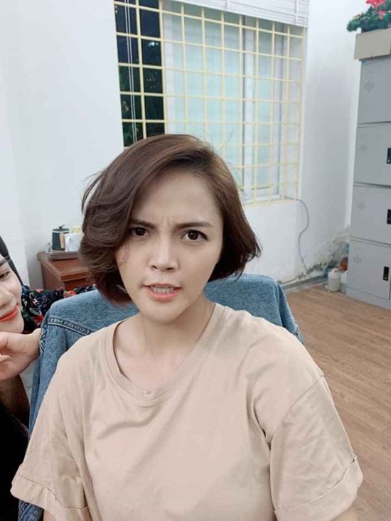 Nữ chính phim VTV giữa tâm dịch: Bạn gái Tiến Linh ế ẩm, Lan Phương vội địu con tìm chồng - 3