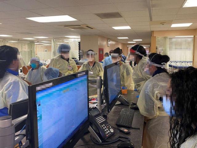 Ông Trump mô tả cảnh tượng chưa từng thấy ở bệnh viện tâm dịch New York