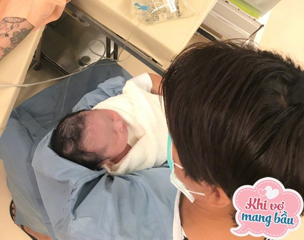 Đêm đầu tiên sau sinh chồng làm cho vợ 3 việc này, xin chúc mừng bạn không cưới nhầm người! - 1