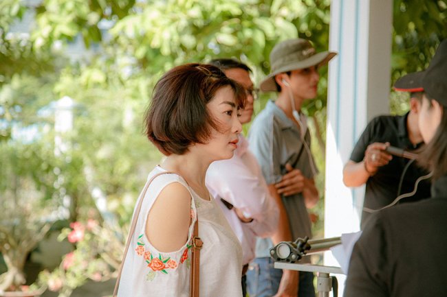 chuyen nam xua ve mai phuong: thien than "me trai den te dai", khong biet so la gi - 6