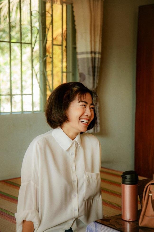 chuyen nam xua ve mai phuong: thien than "me trai den te dai", khong biet so la gi - 4