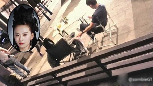 Thái độ rõ ràng của Lưu Thi Thi khi được hỏi về ông xã Ngô Kỳ Long và con trai - 6