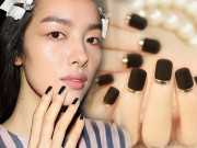 Làm đẹp - Năm 2021 đến rồi, mẫu nail màu đen ngỡ đơn giản cũng có trăm kiểu cho nàng thử quanh năm