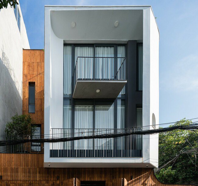 Thiết kế thông minh cho căn nhà hẹp trong hẻm ở Sài Gòn - 5