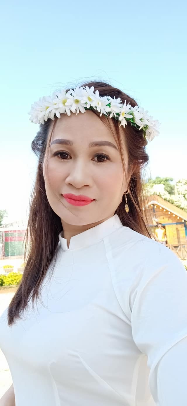 amp;#34;Cô gái trăm triệuamp;#34; Lê Thị Dần thay đổi lột xác sau 5 năm khiến Trấn Thành phát cuồng - 4