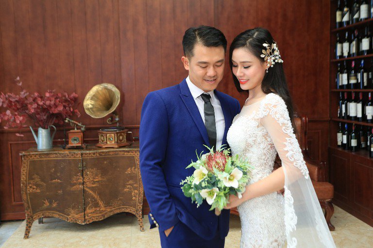 Thái độ của Linh Lan khi bị bố mẹ Vân Quang Long amp;#34;cấm cửaamp;#34;, không nhận cháu và con dâu - 6