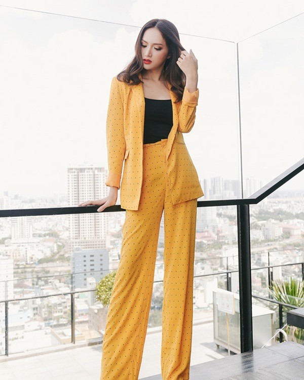 Năm mới thêm một tuổi, nhưng nàng cứ nhắm mấy outfit này, kiểu gì cũng được khen trẻ trung - 16