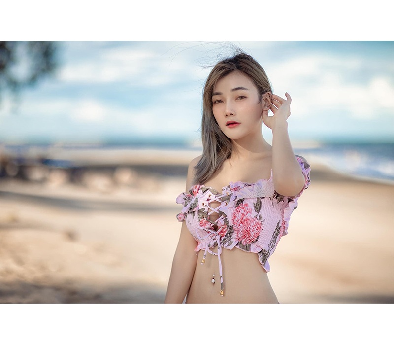 Danita Yordmuang, với nickname Maokey, được biết tới là một trong những hot girl, người mẫu mới nổi tại Thái Lan. Ngoài ra, trang Tiktok của cô nàng cũng đang nhận được không ít sự chú ý của dân mạng Thái.
