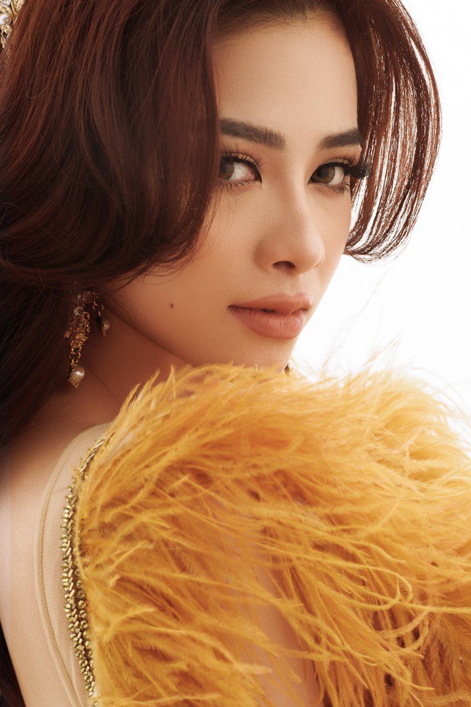 Trong Sao Nhập Ngũ bị ví như vịt nhưng ngoài đời Dương Hoàng Yến sở hữu vẻ đẹp amp;#34;nữ thầnamp;#34; - 7