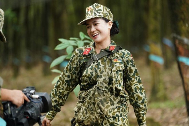 Trong Sao Nhập Ngũ bị ví như vịt nhưng ngoài đời Dương Hoàng Yến sở hữu vẻ đẹp amp;#34;nữ thầnamp;#34; - 2