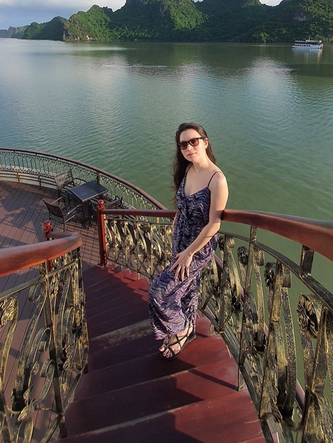 MC Anh Tuấn đăng ảnh 8 năm cưới vợ amp;#34;Hoa hậuamp;#34;, được nhận xét: Cả 2 đều không già đi! - 7