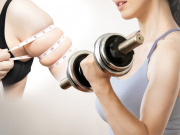 Tập cánh tay kiểu này chỉ làm cho chị em đô con hơn