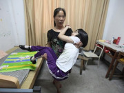 Bà bầu - Con gái nằm liệt 21 năm bỗng nhiên có bầu, mẹ ôm đầu hối hận khi biết "tác giả"