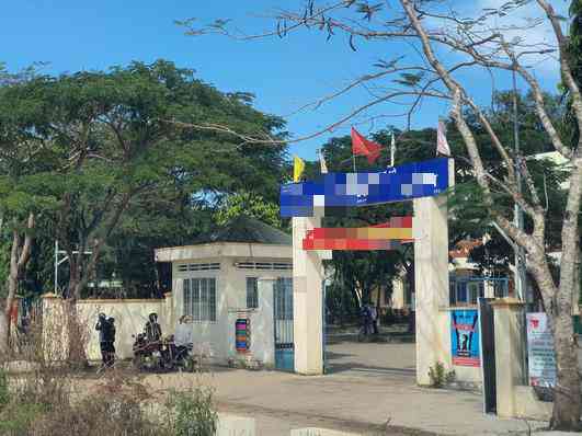 Vụ nữ sinh lớp 7 tự sinh con trong nhà vệ sinh: Phó trưởng Công an huyện nói gì? - 1