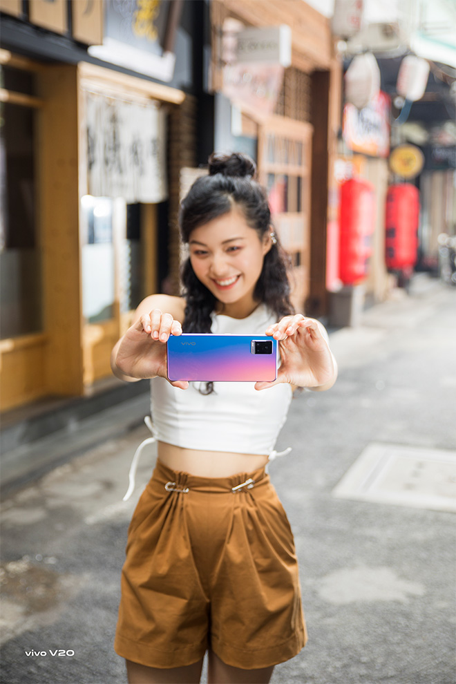 Bộ ảnh “Đi khắp thế gian” ngay tại Sài Gòn dưới ống kính vivo V20 gây sốt - 2