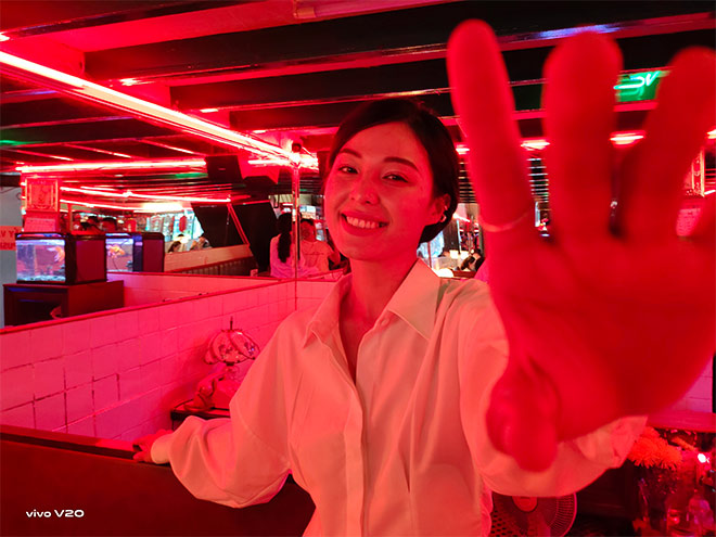 Bộ ảnh “Đi khắp thế gian” ngay tại Sài Gòn dưới ống kính vivo V20 gây sốt - 8