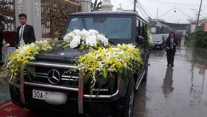 Đại gia Việt sở hữu tòa lâu đài 50 tỷ, tặng con dâu 100 cây vàng khiến CĐM choáng váng - 4