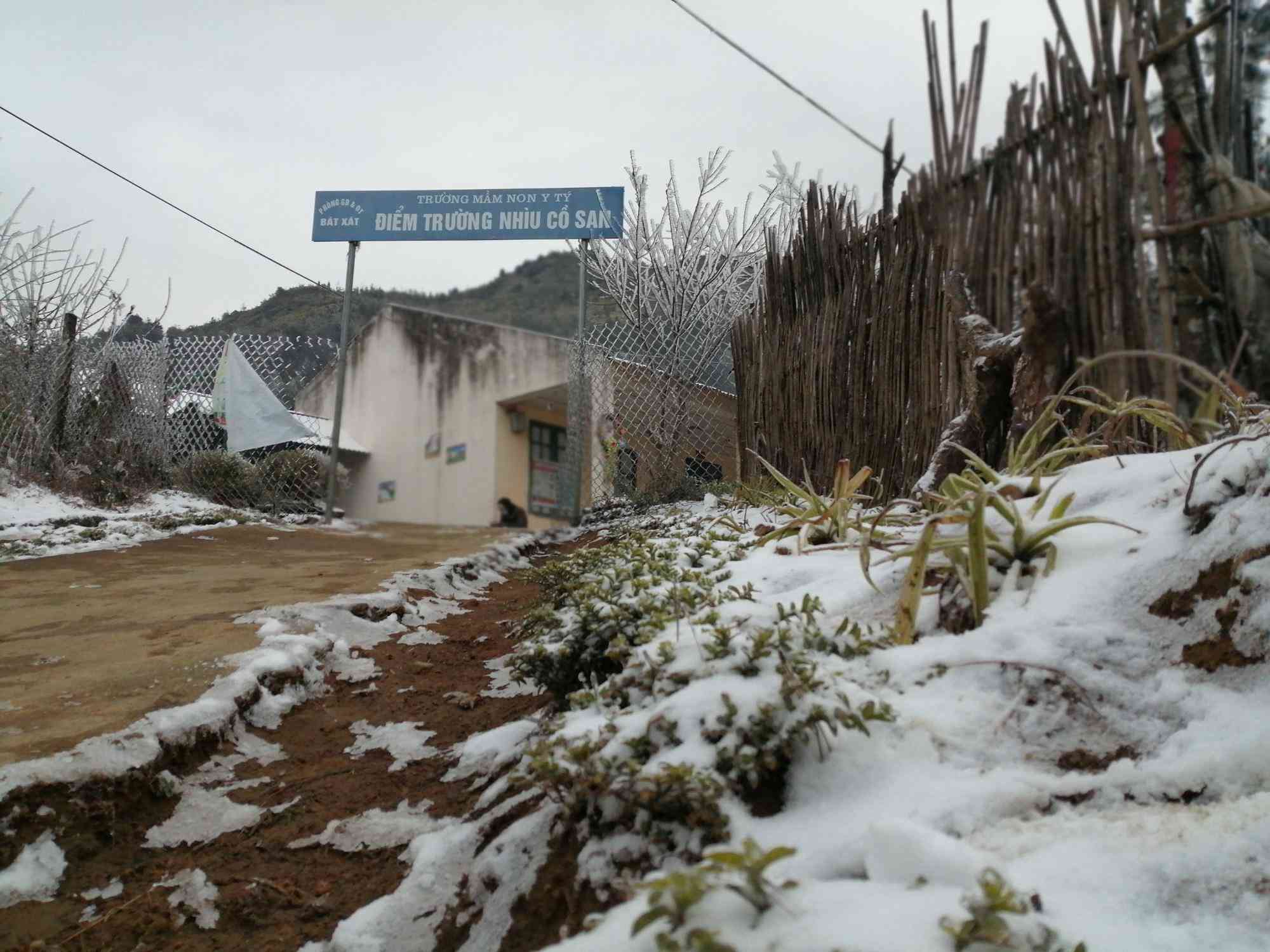 Lào Cai: Lạnh -3 độ C, Y Tý như chiếc tủ lạnh khổng lồ - 10