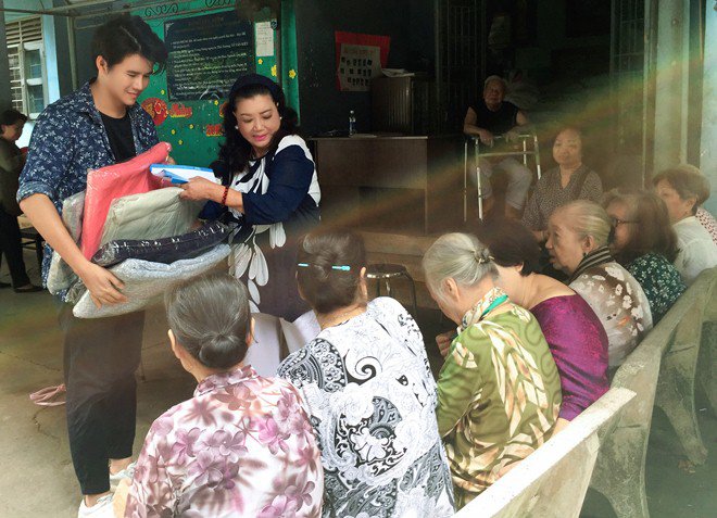 Hóa ra con gái Lê Giang từng là học trò của amp;#34;MC Hoa hậuamp;#34; Vũ Mạnh Cường - 3