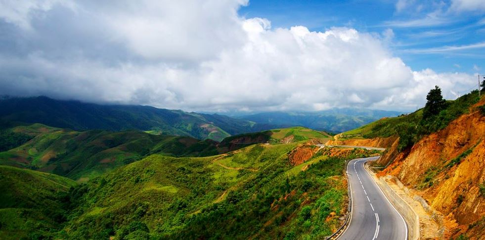 Hành trình 3 ngày 2 đêm chinh phục điểm cực Tây của đất nước thu hút giới trẻ - 3