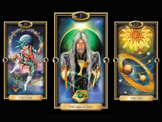 Bói bài tarot: Chọn một lá bài để biết định mệnh của bạn là người thế nào