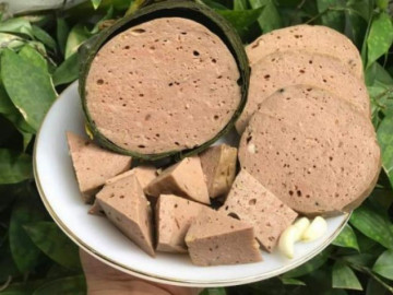 Cách làm giò bò (chả bò) tại nhà giòn ngon, không bị bở